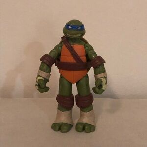 Playmates Viacom Nickelodeon TMNT Leonardo 4.5" Action Figure 2012